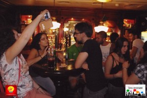 2015-09-24 Intercambio 05 Amigos en el bar